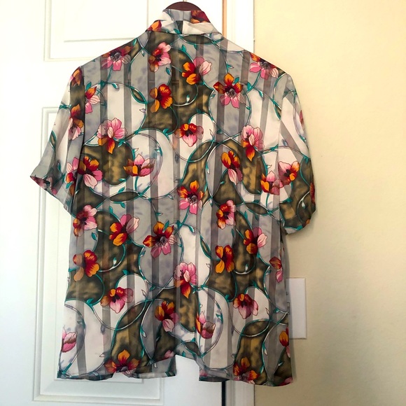 Pleated guilty - Picture 2 of 2